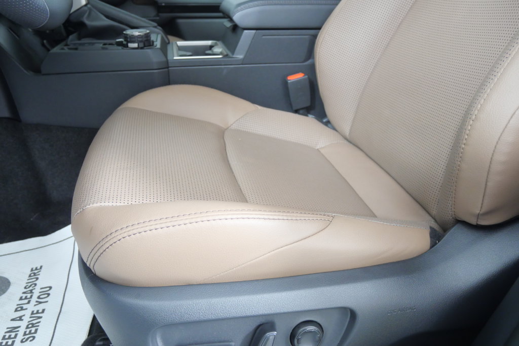 Used 2026 Toyota 4Runner Limited AWD/4WD image 11