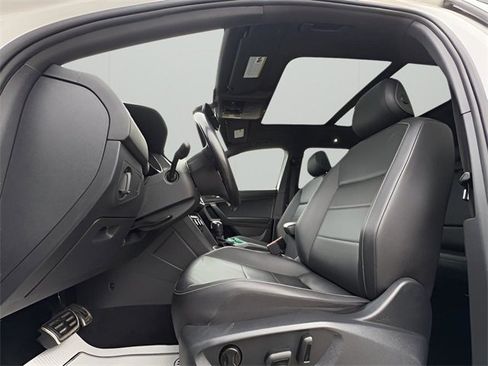 Used 2021 Volkswagen Tiguan SE R-Line w/ 3rd Row Seat Package image 14