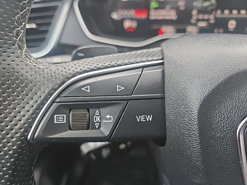 Used 2023 Audi SQ5 Premium Plus w/ Premium Plus Package image 24