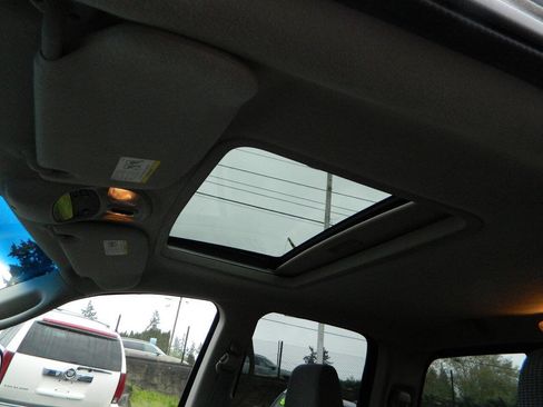 Used 2006 Dodge Ram 1500 Truck SLT image 19