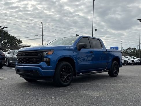 Used 2022 Chevrolet Silverado 1500 Custom image 9