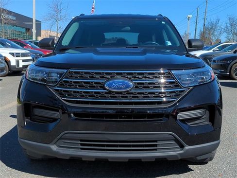 Used 2024 Ford Explorer XLT image 9
