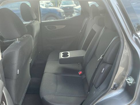 Used 2020 Nissan Rogue Sport S w/ Appearance Package FWD image 12