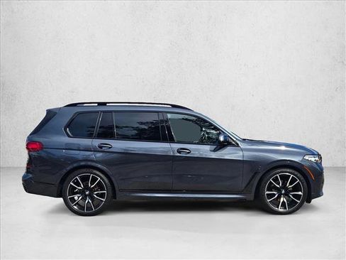 Used 2021 BMW X7 xDrive40i w/ M Sport Package image 4