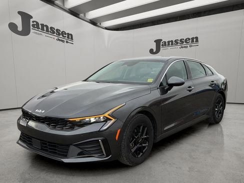 Used 2025 Kia K5 LXS image 8