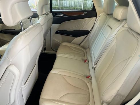 Used 2015 Lincoln MKC FWD w/ Equipment Group 102A Reserve image 9