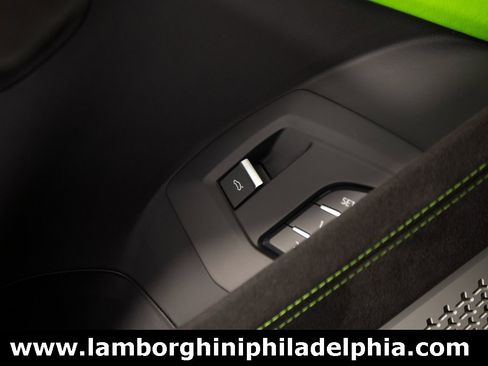 Used 2024 Lamborghini Urus S image 17