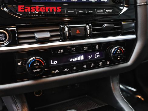 Used 2023 Nissan Pathfinder SL w/ Lighting Package (N92) AWD/4WD image 19