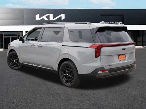 New 2027 Kia Carnival SX w/ Dark Edition Package FWD image 5