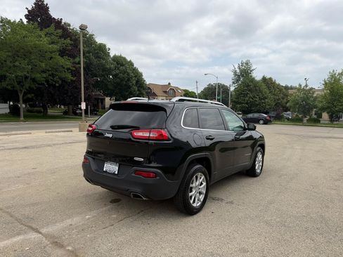 Used 2015 Jeep Cherokee Latitude w/ Comfort/Convenience Group AWD/4WD image 7