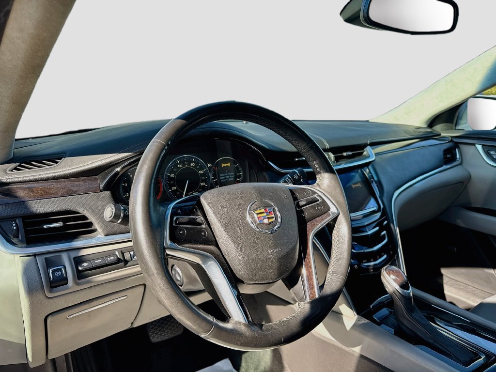 Used 2013 Cadillac XTS Premium FWD image 9
