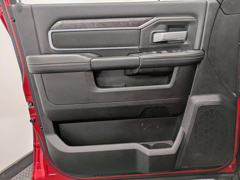 Used 2024 RAM 2500 Big Horn w/ Night Edition image 8