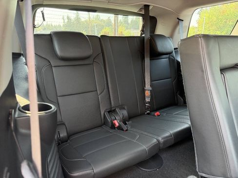 Used 2018 Chevrolet Tahoe LT w/ Luxury Package AWD/4WD image 11