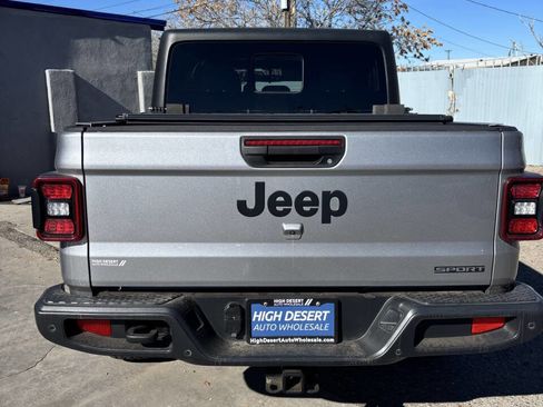 Used 2020 Jeep Gladiator Sport w/ Quick Order Package 24S image 22