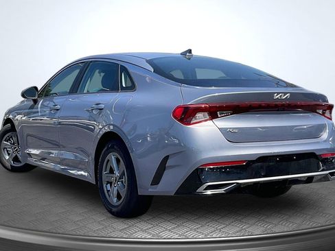 Used 2022 Kia K5 LXS FWD image 2