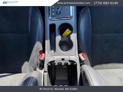 Used 2014 Dodge Challenger R/T image 29