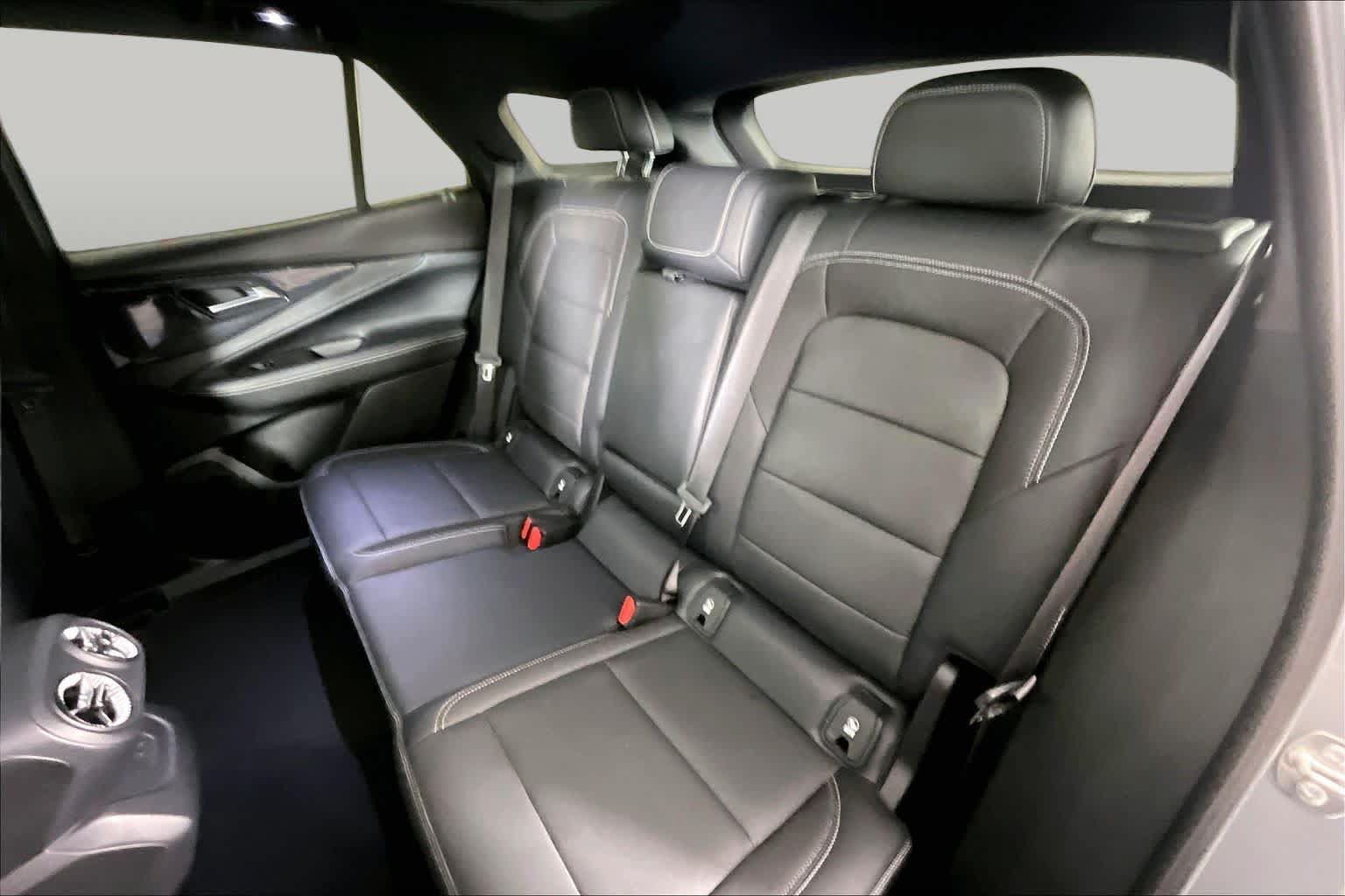 Used 2024 Chevrolet Blazer EV LT AWD/4WD image 17