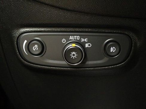Used 2020 Chevrolet Equinox LT w/ Driver Convenience Package AWD/4WD image 20