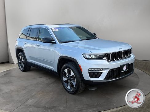 Used 2024 Jeep Grand Cherokee Limited 4xe AWD/4WD image 1