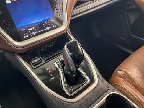 Used 2020 Subaru Outback Touring image 28