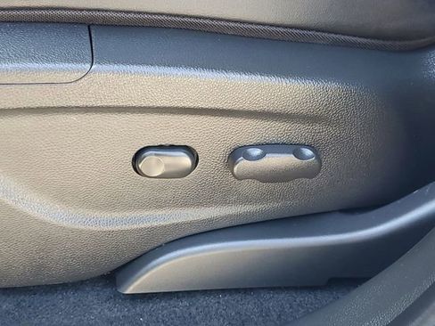 Used 2022 Buick Encore Preferred w/ Safety Package AWD/4WD image 6