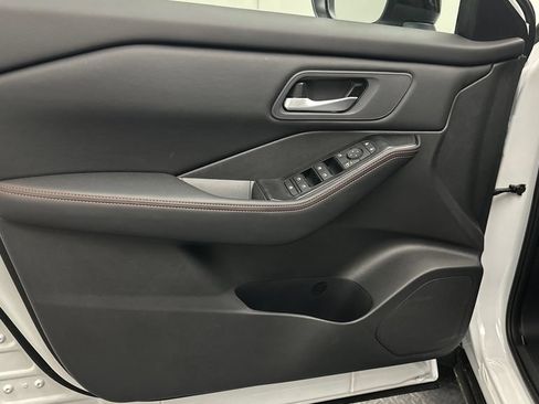New 2026 Nissan Rogue SV AWD/4WD image 14