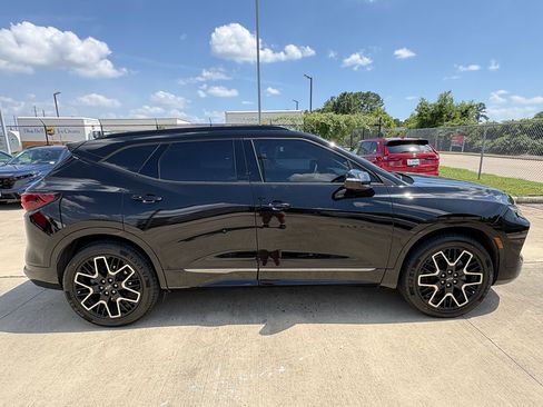 Used 2023 Chevrolet Blazer RS w/ Driver Confidence II Package FWD image 9