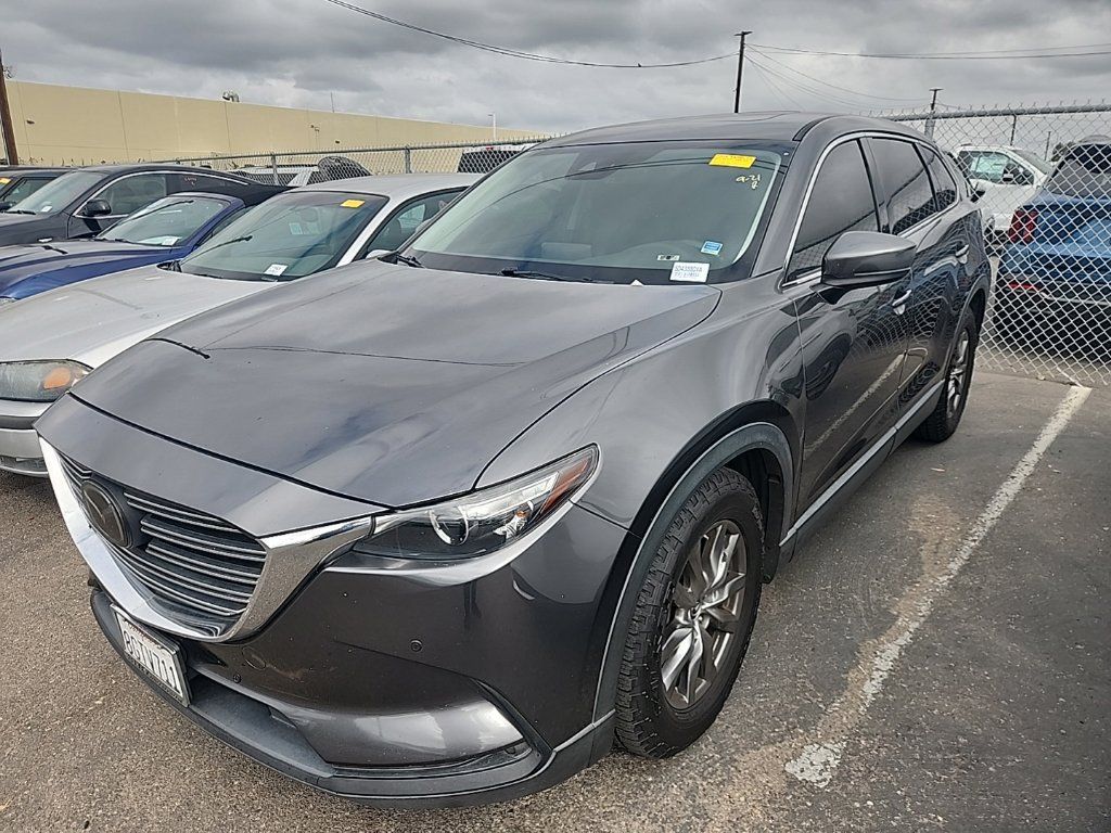 Used 2019 MAZDA CX-9 Touring w/ Touring Premium Package FWD image 4