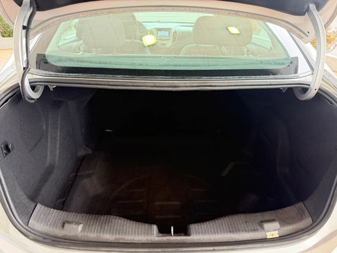 Used 2017 Chevrolet Cruze LS image 21