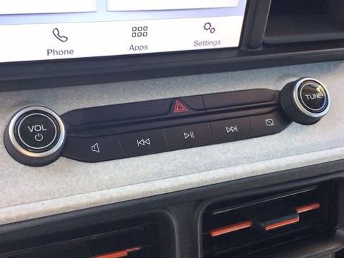 Certified 2022 Ford Maverick XLT image 31