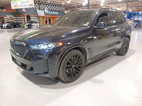 Certified 2024 BMW X5 xDrive40i w/ Executive Package image 1