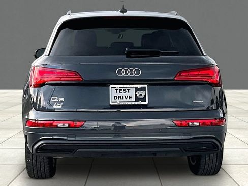 Used 2025 Audi Q5 2.0T Premium w/ Convenience Plus Package AWD/4WD image 4