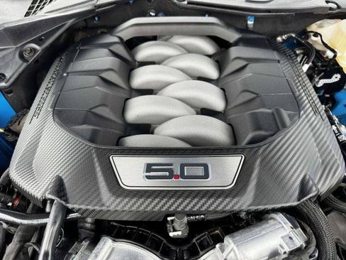 Used 2025 Ford Mustang GT RWD image 59