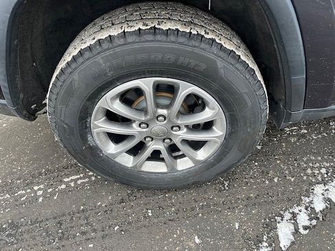 Used 2015 Jeep Grand Cherokee Limited image 13