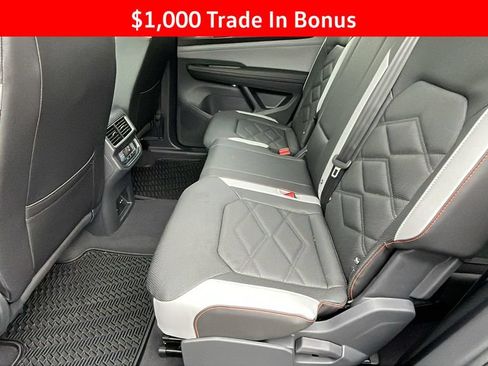 New 2025 Volkswagen Atlas Peak Edition SE AWD/4WD image 16