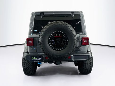Used 2021 Jeep Wrangler Unlimited Rubicon 4xe w/ Cold Weather Group AWD/4WD image 7