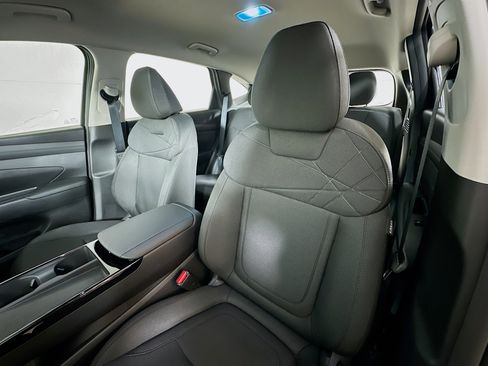New 2026 Hyundai Tucson Blue SE image 19