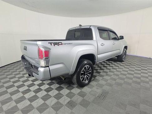 Used 2022 Toyota Tacoma SR5 image 4