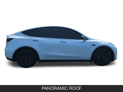 Used 2023 Tesla Model Y Long Range AWD/4WD image 6