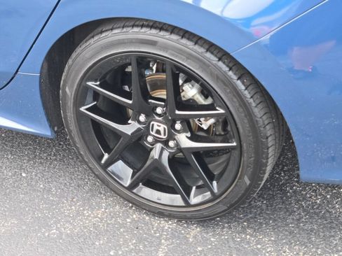 Used 2025 Honda Civic Sport image 19