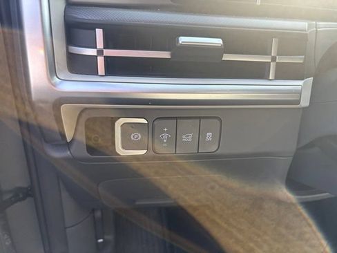 Certified 2026 Hyundai Santa Fe SEL AWD/4WD image 6