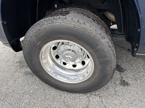 Used 2023 RAM 3500 Laramie AWD/4WD image 18