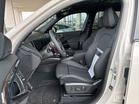 Used 2025 BMW X3 M50 w/ Premium Package image 18
