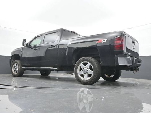 Used 2014 Chevrolet Silverado 2500 LTZ w/ LTZ Plus Package AWD/4WD image 42