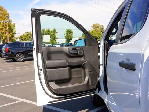 New 2026 GMC Sierra 1500 Pro w/ Graphite Edition image 18