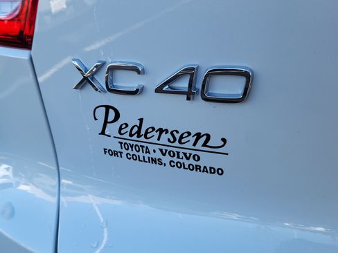 New 2026 Volvo XC40 B5 Ultra w/ Climate Package image 8