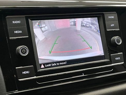 Used 2022 Volkswagen Taos S image 27