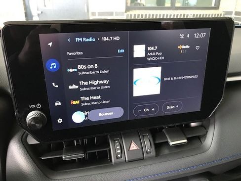 Used 2025 Toyota RAV4 XSE image 19