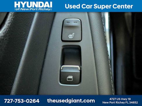 Certified 2023 Hyundai Santa Fe Limited AWD/4WD image 17