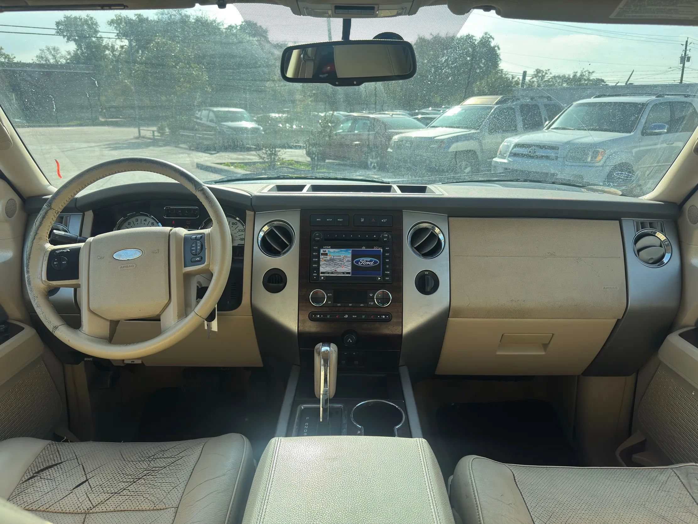 Used 2013 Ford Expedition 2WD image 18